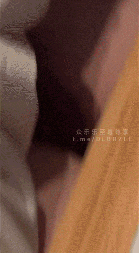 推特大神，露臉，身價千萬的老A8【蘇州小霸王】高品質人妻，大雞巴幹得好舒服[MP4/447MB]