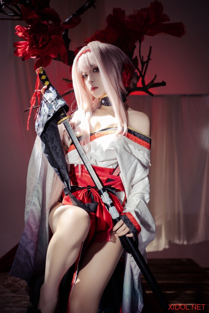 [Cosplay] 矢量鱼 Nikke胜利女神 暗莲 [30P-322MB]