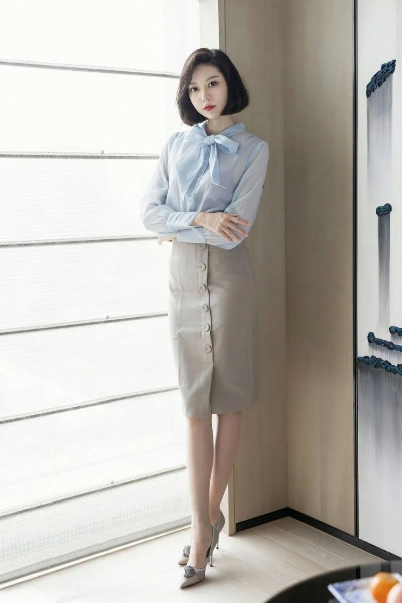 身材高挑滿屏大長腿[68P]