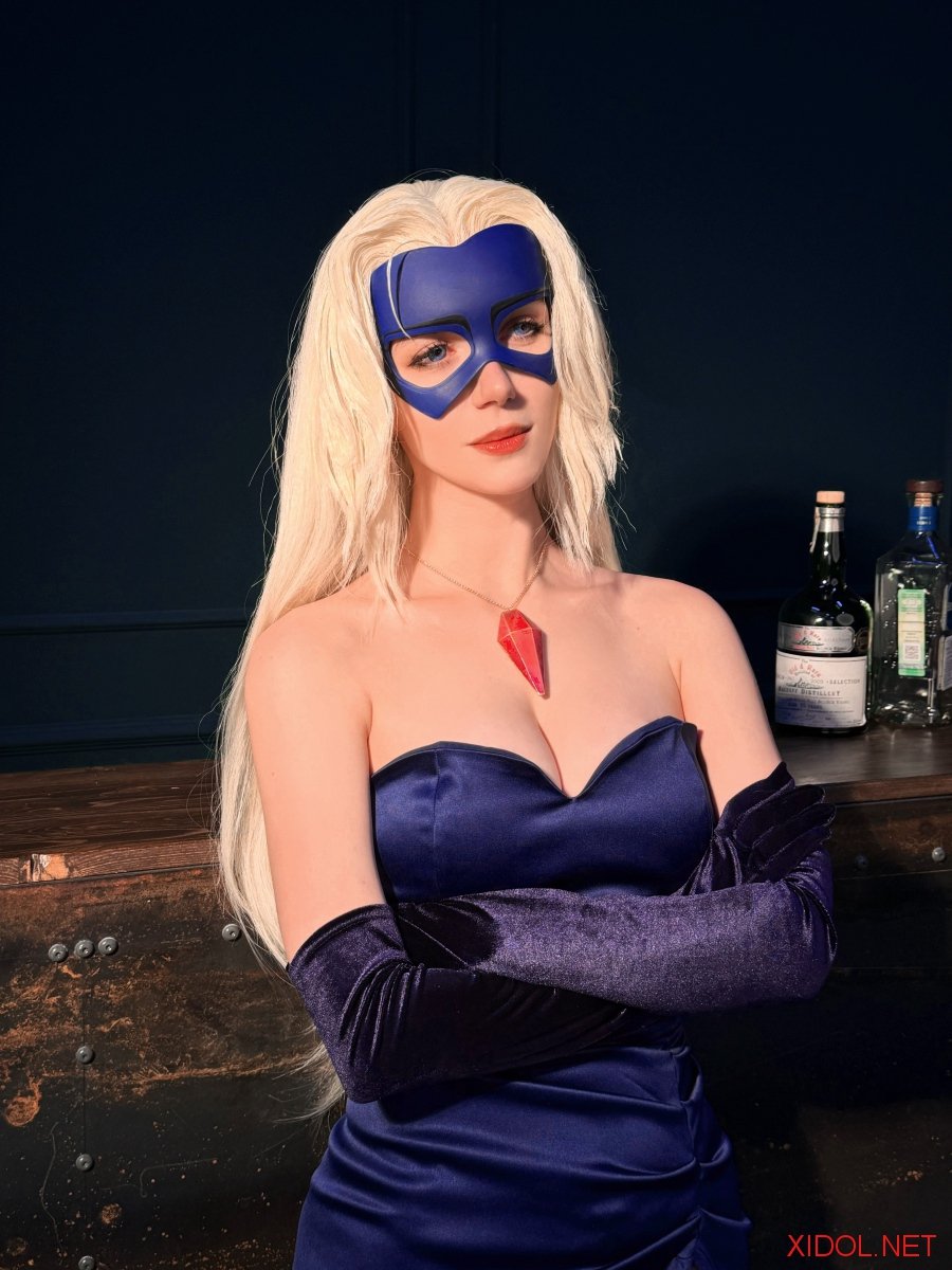 [Cosplay] Mik Allen(miakanayuri) – Blonde Blazer