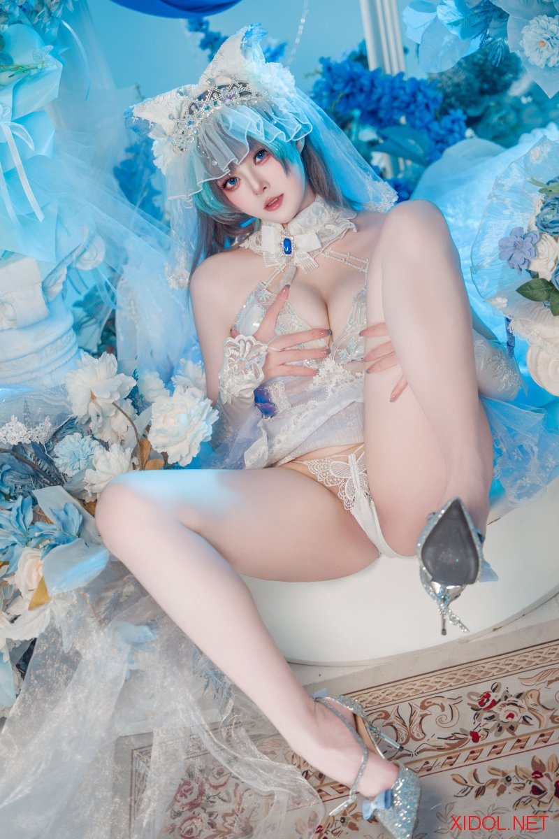 [Cosplay] Natsuko夏夏子 碧蓝航线 柴郡婚纱 [70P-624MB]