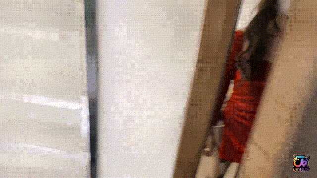 《極品淫蕩室友》狠插女室友口穴侍奉騎乘榨精-小巧芋艿