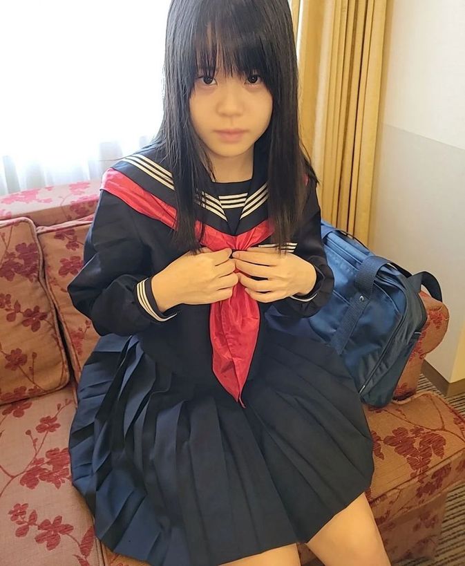 FC2-PPV-4859770 清純そうでまじバケモ 【高清無碼】