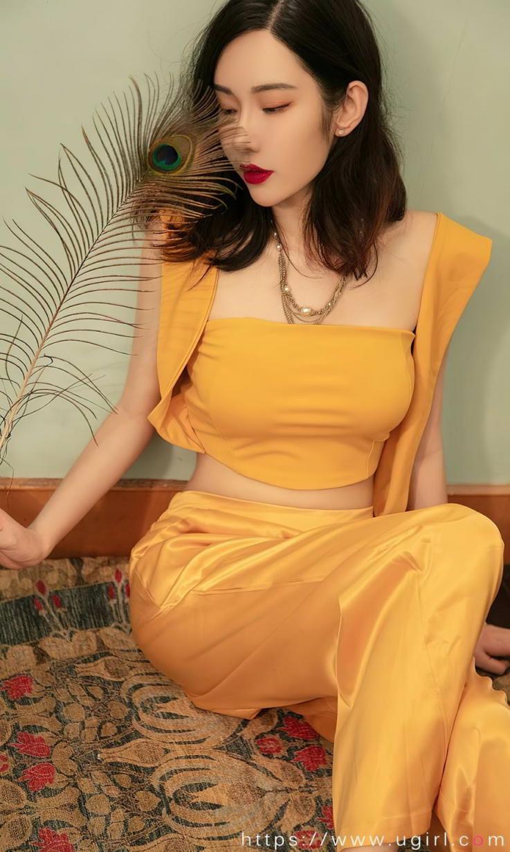 模特豐腴身姿[26P]