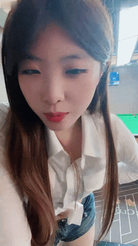 大三學生妹的一天【柚子】晚上到檯球廳勾引助教小夥到麻將包房啪啪激情刺激干兩炮