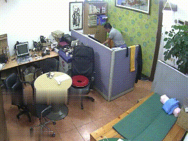 駭客破解小雜誌社辦公室偷拍領導經常利用休息時間和少婦女同事激情啪啪