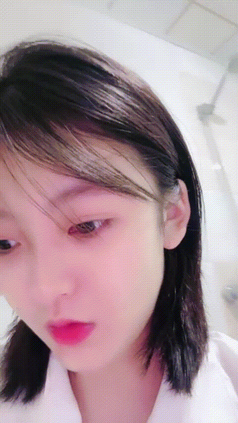 超清純校花嫩妹源源baby再添新極品嫩妹 4P 裸舞 肛塞 性感誘惑 畫面高挑身材超高顏值 清純淫靡並存（2V）