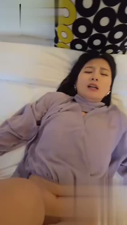 職場麗人私下淫態徹底暴露_身穿制服主動騎乘大屌榨精_江蘇南京銀行職員李丹丹性愛視頻流出