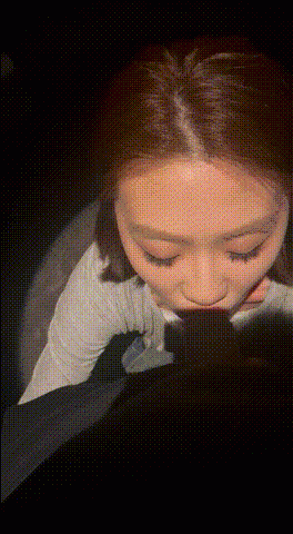 雲盤高質露臉洩密！ 水蛇腰蜜桃臀性感小姐姐私生活糜爛，多種花樣性愛自拍（51V）[MP4/318MB]