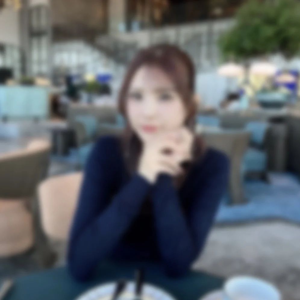 FC2-PPV-4867770 蘆屋に住む神スレンダ 【高清無碼】