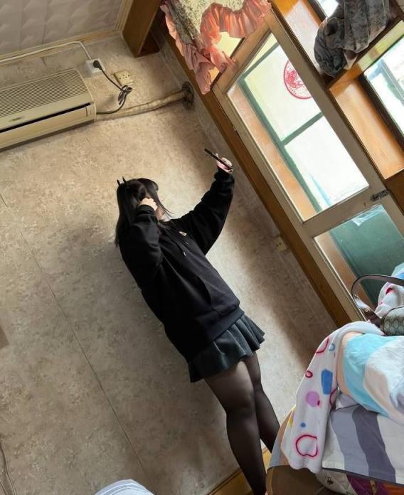 肥妞淫蕩的樣子 [22P]