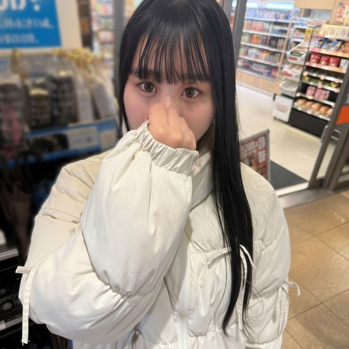 FC2-PPV-4868976 19歳黒髪美ショウ 【高清無碼】