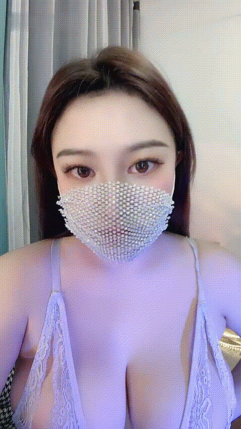 1頂級魅魔1多毛騷逼塞跳蛋 ！ 大黑牛震穴 ！ 性感氣質女神 ！ 好騷