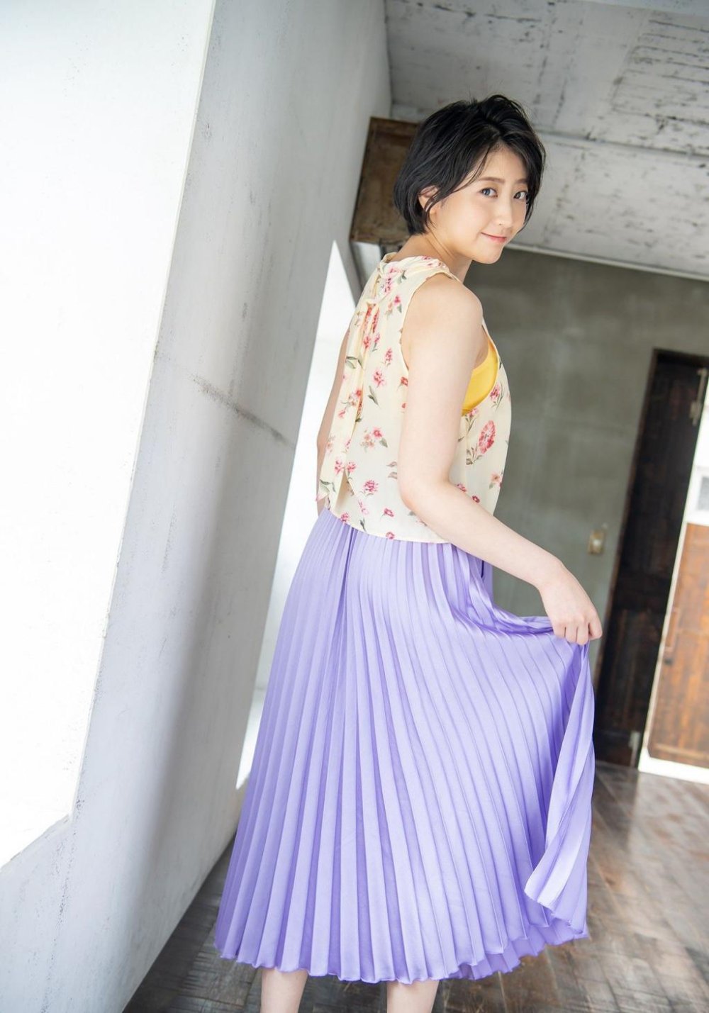 493 Hibiki Natsume 夏目響 [30P]