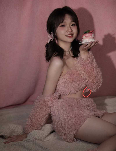 超美清純學生妹情侶私拍洩密❤️丹鳳眼小仙女初嘗禁果 被無套狂操嬌喘連連 嫩逼汁水橫流純欲和浪蕩完美融合[MP4/309MB]