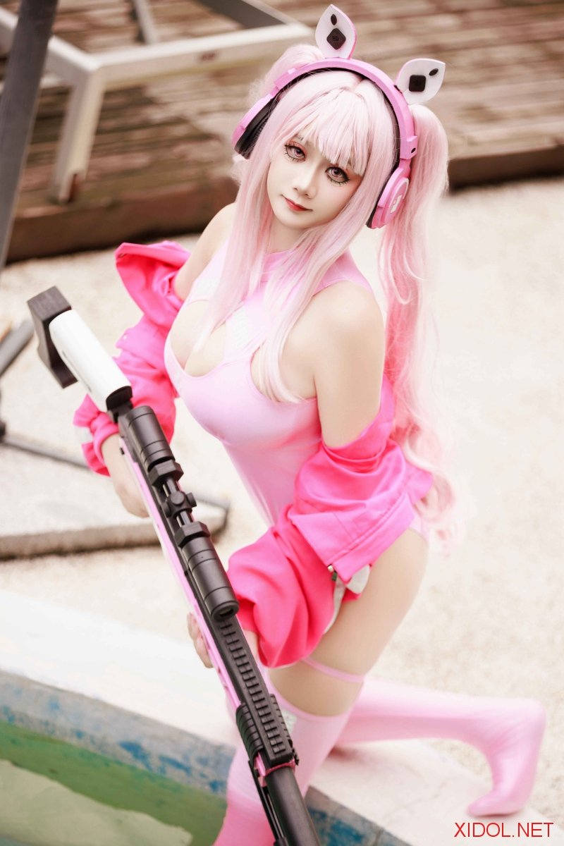 [Cosplay] 阿雪雪 – 爱丽丝泳装