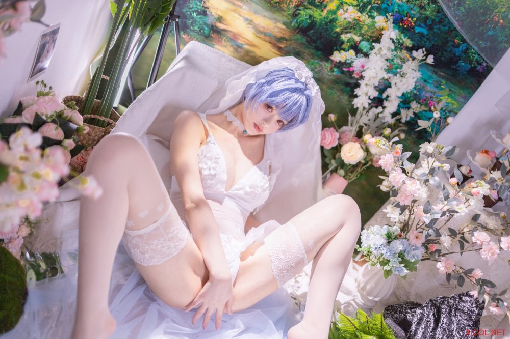 [Cosplay] 千反田鹿子 – 新世纪福音战士 绫波丽花嫁