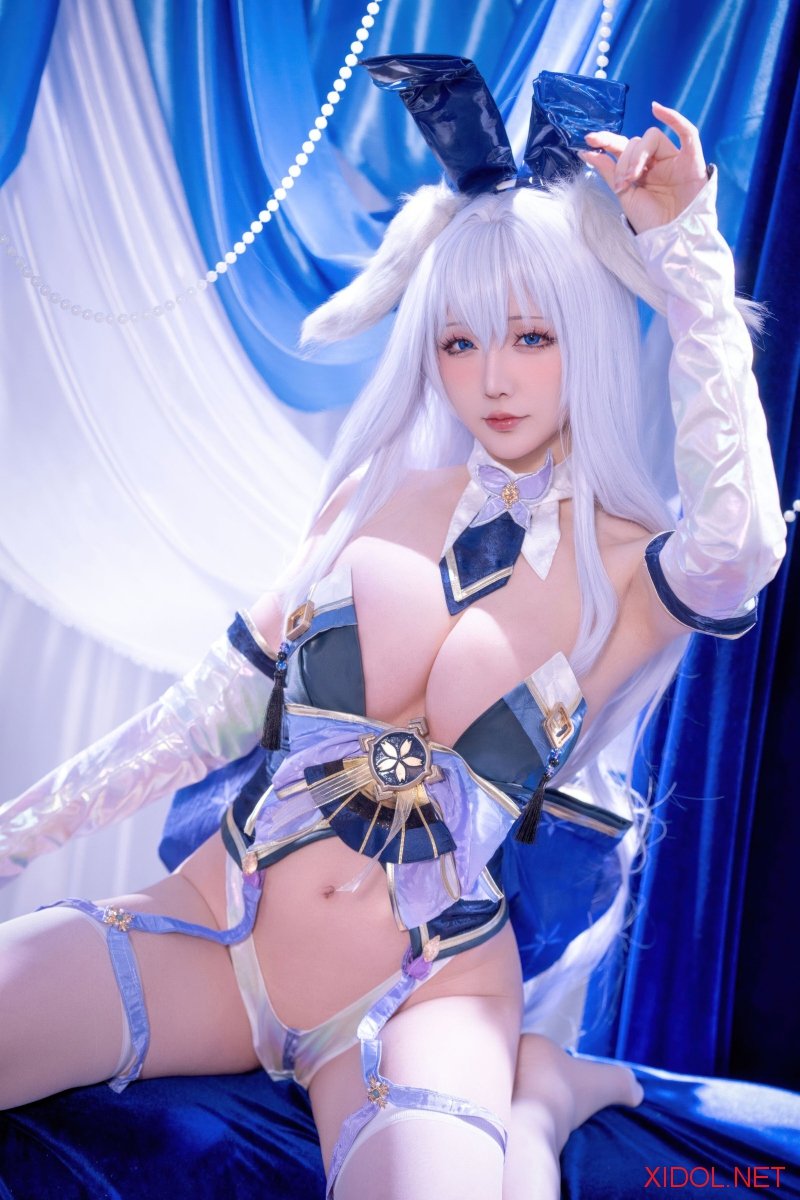 [Cosplay] 星之迟迟 2025年10月计划F 碧蓝航线 信浓 兔女郎 [52P-570MB]