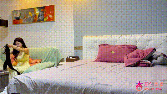 探花【劉平安】三千約了一個做醫美行業的小姐姐前凸后翹下面緊被我乾的小臉通紅說自己受不了了要老公趕緊射給她