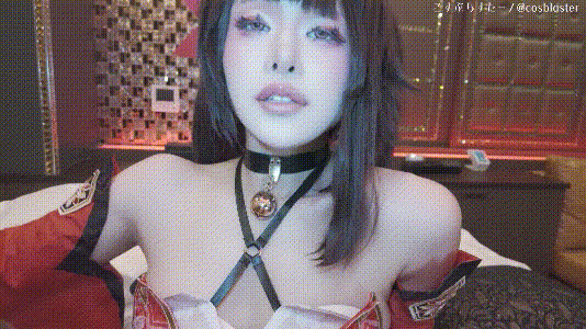 推特美少女福利姬【CosBlaster火花】付費作品，COSER學生服死水庫足交啪啪