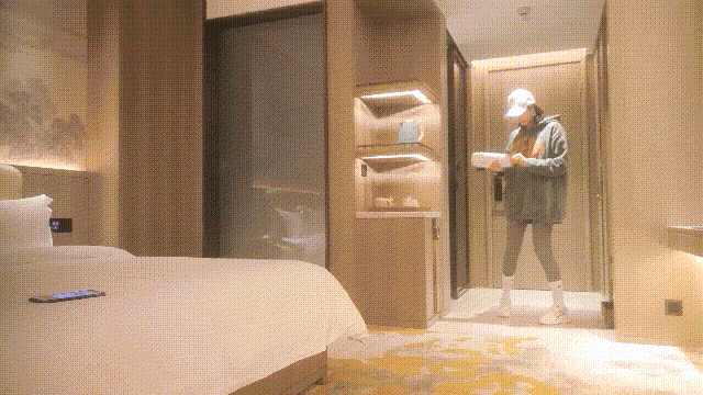 【重磅】叫了個“雞”五星酒店叫的180cm超級女神❤️最萌身高差（上）