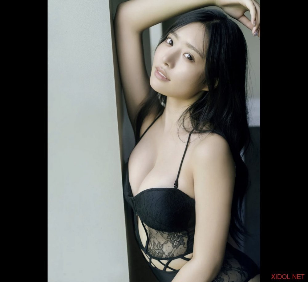 FRIDAY GOLD 高鶴桃羽 眼福！柔肌プリマ