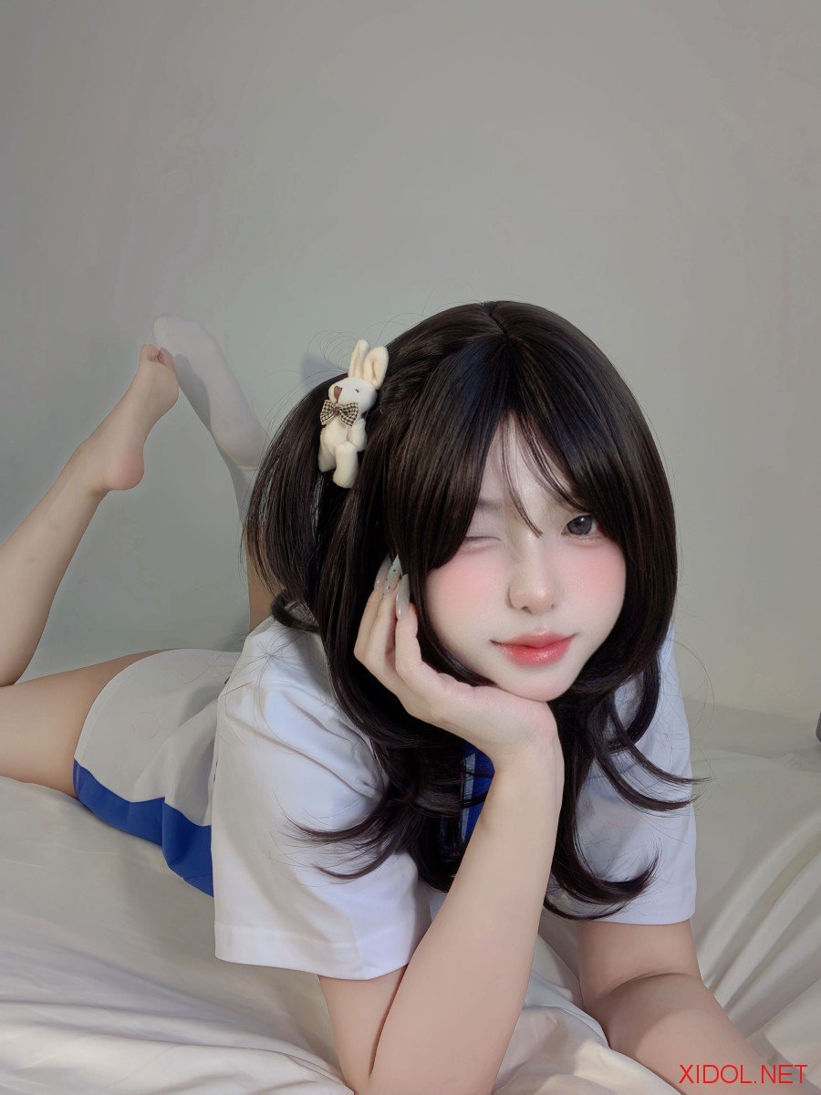 [Cosplay] 真宝 – 校服甜妹