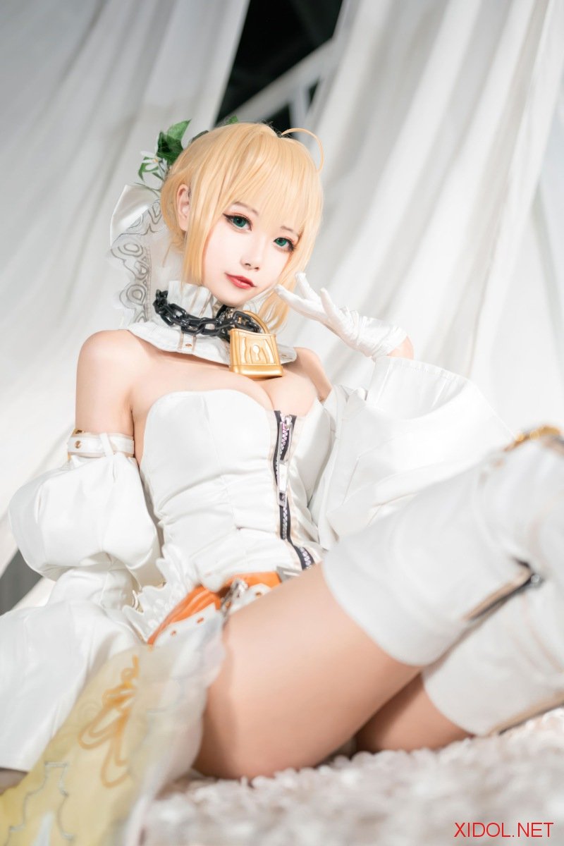[Cosplay] Momoko葵葵 FGO 尼禄 [13P-91MB]