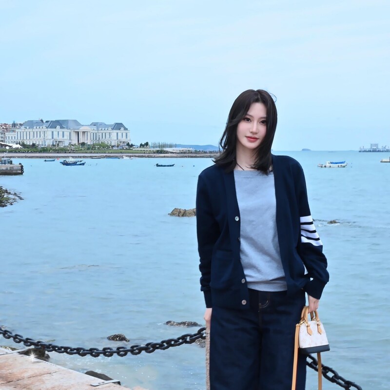 杭州陳鈺桐服侍金主視頻流出