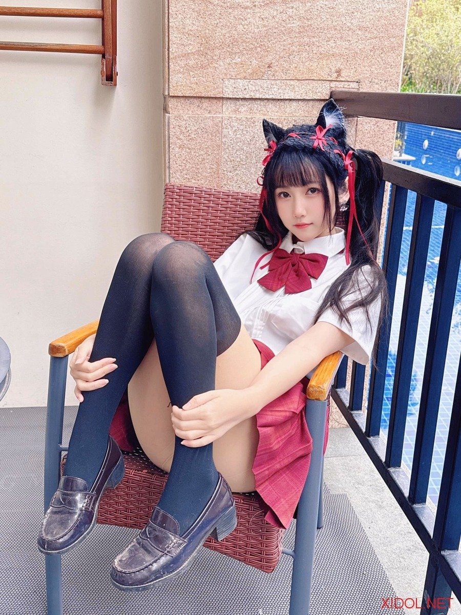 [Cosplay] 不呆猫 温泉双马尾JK [22P1V-713MB]