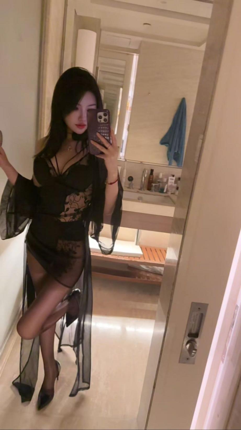 美女姐姐漂亮[26P]