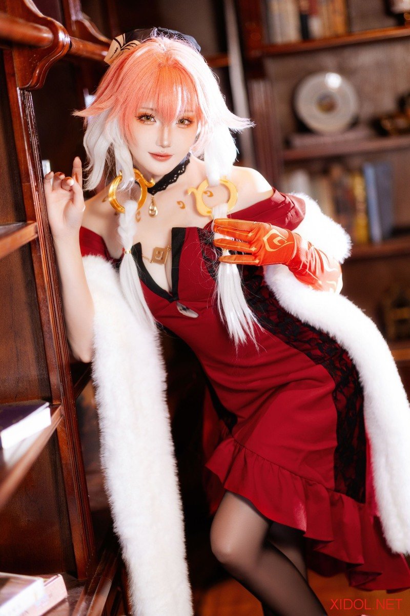 [Cosplay] 瓜希酱 鸣潮 长离必胜客 [18P-74MB]
