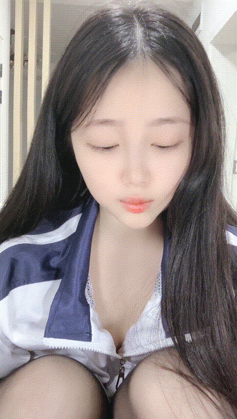 G奶女神這個大蜜臀不許拍最舒服的饅頭美鮑自慰噴水