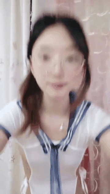 安安寶貝清純眼鏡學妹暑假在家偷偷播看著外表是個乖乖女脫光了騷氣逼人