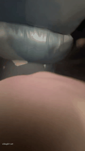 大神電競酒店約炮身材苗條的美少婦 各種姿勢露臉啪啪