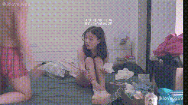 專約極品嫩妹『jklove6969』jk06 jk07 jk08 jk09四部 操學霸妹子，感覺象小龍女，操哭了 梨花帶雨的（5V）