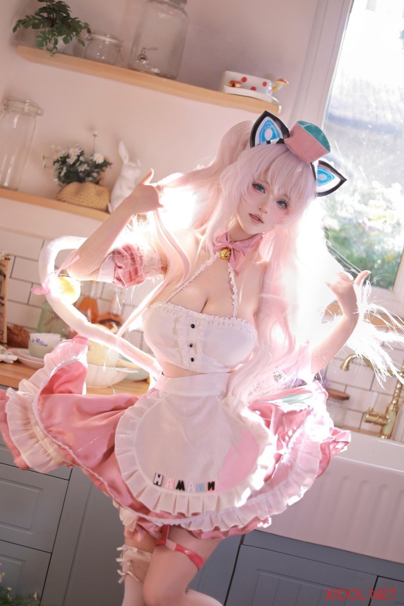 [Cosplay] 芝心蛋奶烧 – 碧蓝航线 哈曼女仆