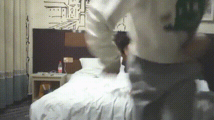 美女吃雞啪啪：“滾！ 走開！ 不行，起來！ 啊啊“ 強行脫前女友衣服 舔逼無套輸出 耳光打的啪啪響 對話精彩