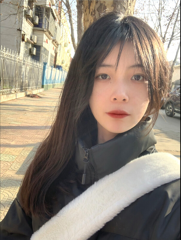 雲端洩密】高校在讀反差女大生露臉性愛，無套後入打樁JK裙顏射各種特寫鏡頭