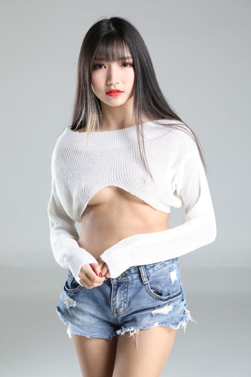 小姐姐也太白嫩了[58P]