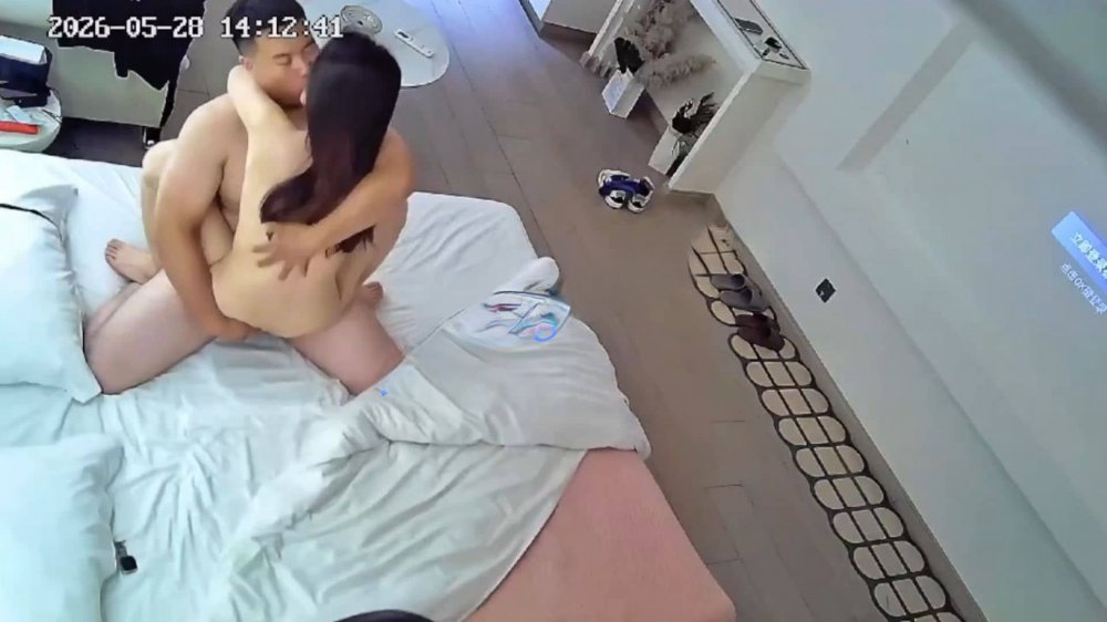 ❤️❤️ 20260528白嫩少婦啪啪兩場後再床上嘗試奇葩的俯卧撐