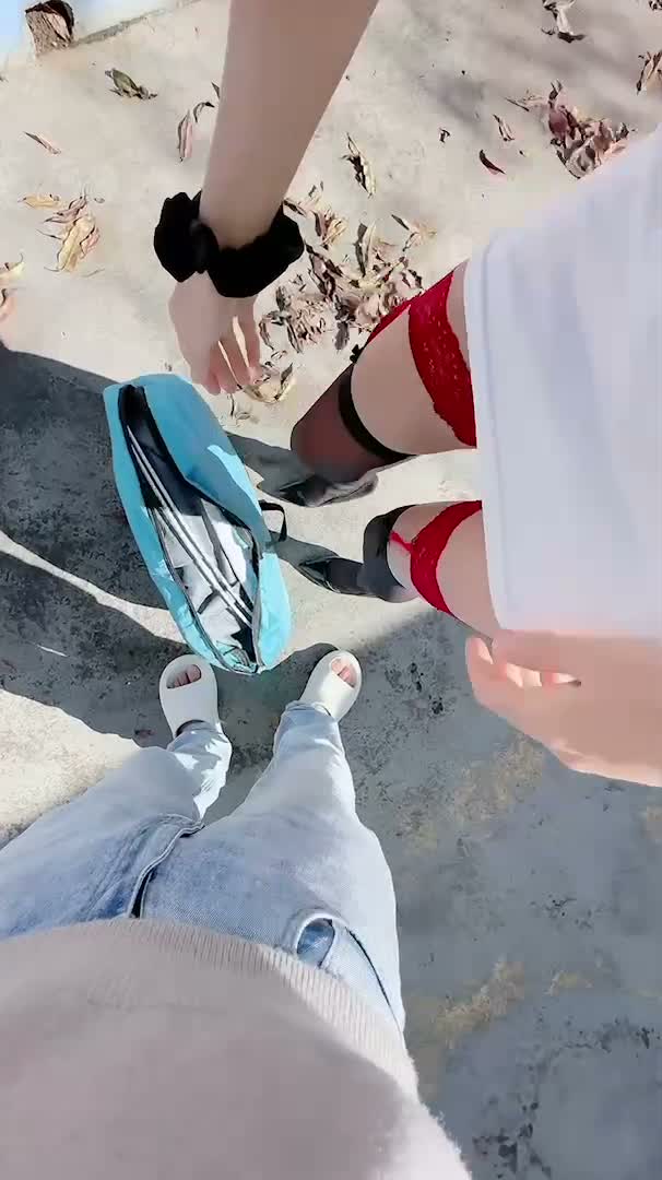 精品亂倫我跟後媽的性愛日記 - 戶外帳篷里春光無限花樣百出 淫母果凍口交