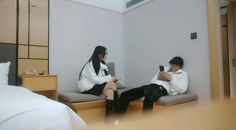 22歲 172cm 藝術學院清純女神學生妹 兼職援交 甜美乖巧 黑絲誘惑啪啪佳作