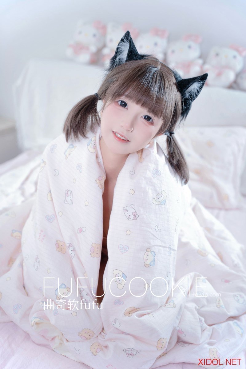 [Cosplay] 曲奇软fufu – 居家