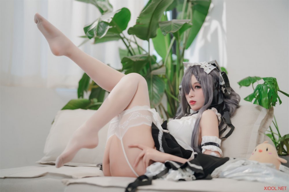 [Cosplay] 轩萧学姐 碧蓝航线 奥古斯特女仆 [67P1V-391MB]