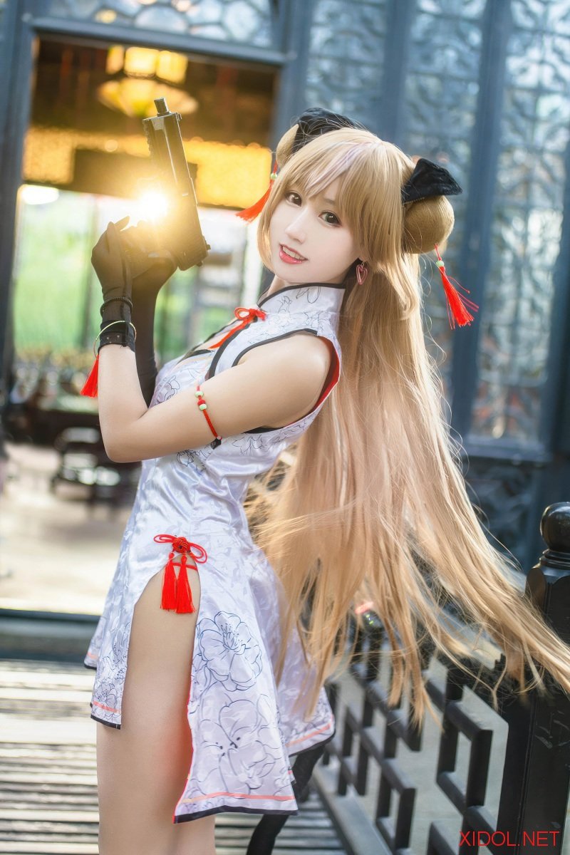 [Cosplay] 羽生三未 少女前线 MK23 蜂糖花 [18P-195MB]