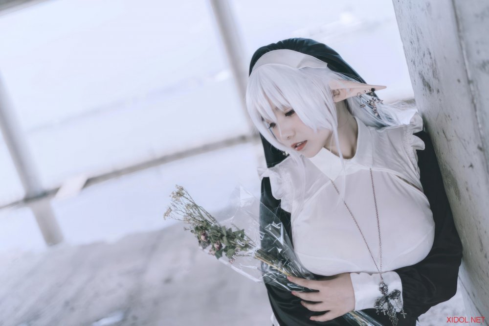 [Cosplay] 阿半今天很开心 精灵修女 [28P-203MB]
