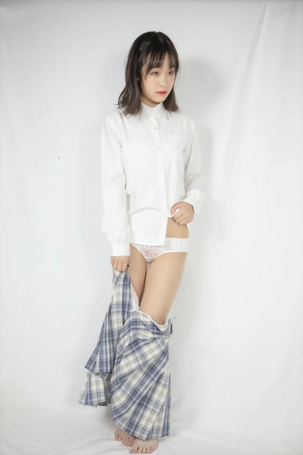 少女幻琪的逼[52P]